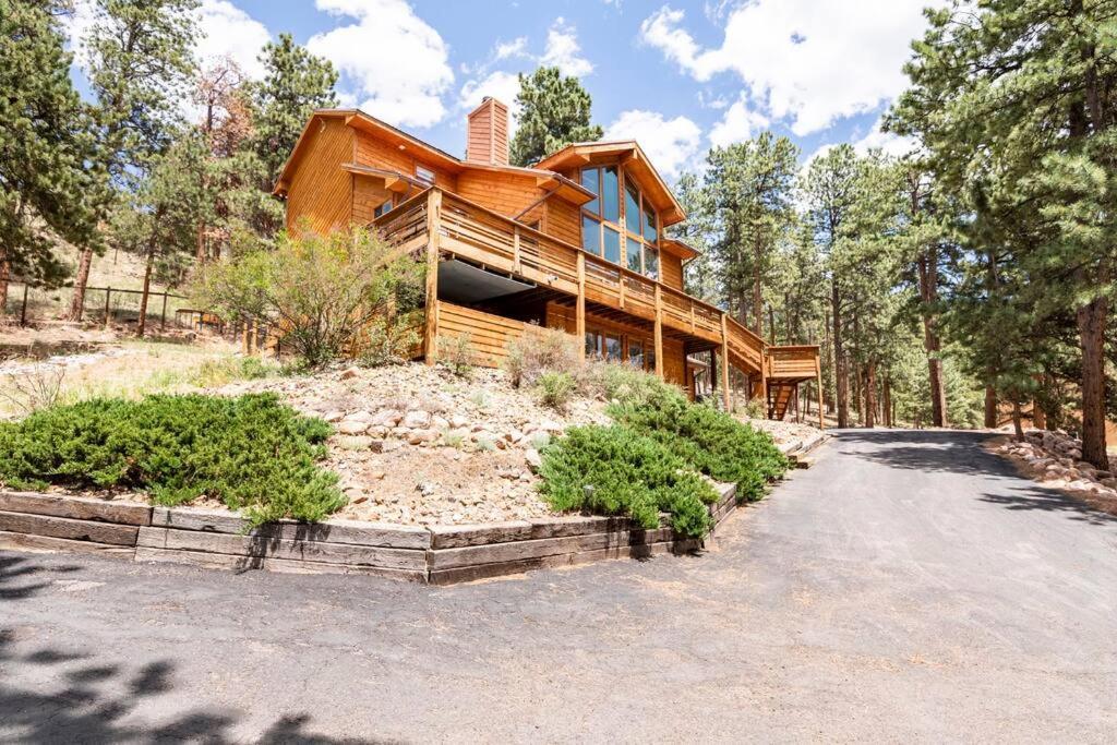 Private Hot Tub Overlooking Pikes Peak Woodland Park Exterior photo